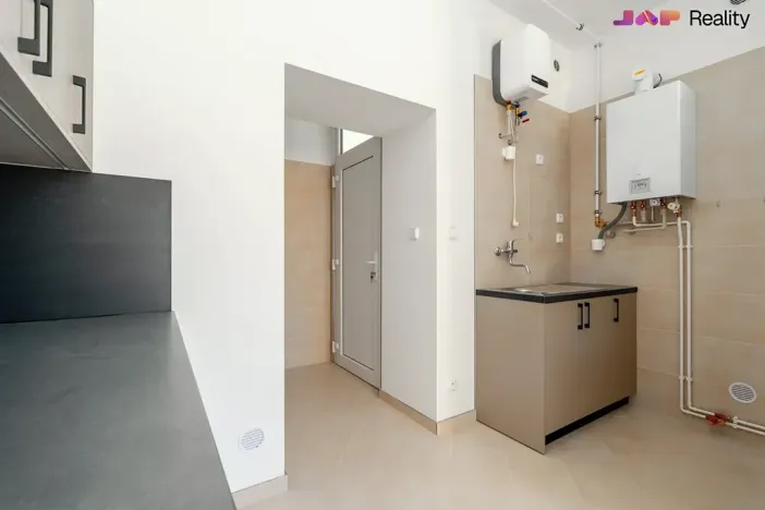 Pronájem komerční nemovitosti, Rosice, Palackého nám., 100 m2