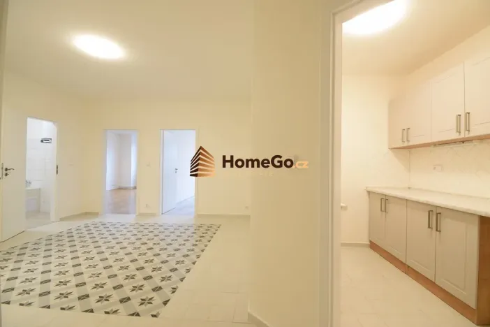 Pronájem bytu 3+kk, Praha - Nusle, U gymnázia, 92 m2