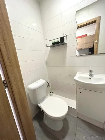 Pronájem bytu 1+kk, Praha - Černý Most, Bratří Venclíků, 18 m2