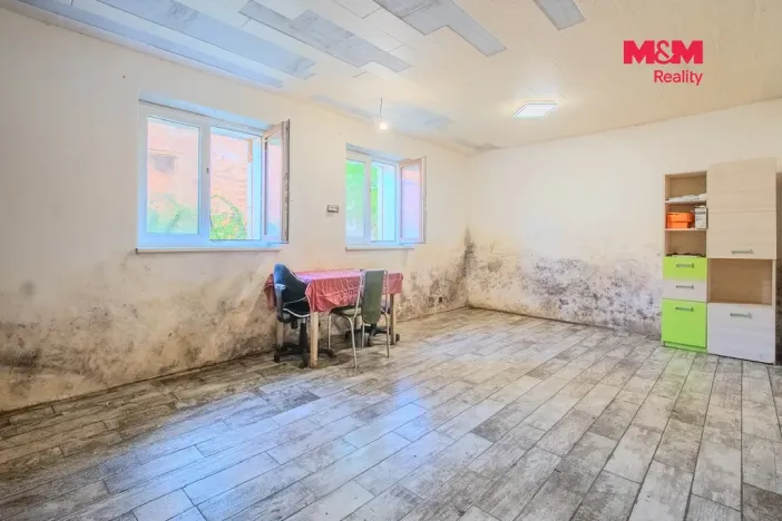 Prodej zemědělské usedlosti, Tuchořice, 700 m2