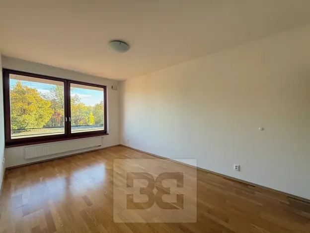Pronájem bytu 2+kk, Praha - Holešovice, Varhulíkové, 63 m2