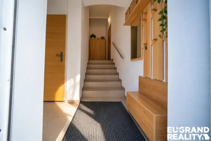 Prodej vícegeneračního domu, Děčín, U Školy, 397 m2