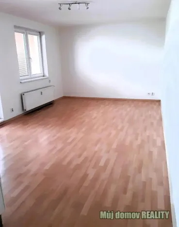 Pronájem bytu 2+kk, Praha - Záběhlice, Mattioliho, 56 m2