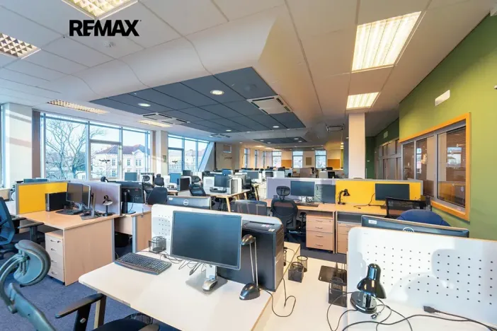 Pronájem obchodního prostoru, Kolín, Sladkovského, 540 m2