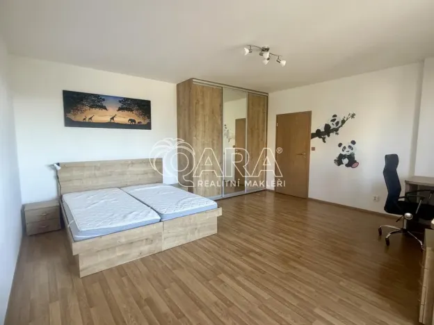 Pronájem bytu 2+kk, Praha - Hloubětín, Slévačská, 67 m2