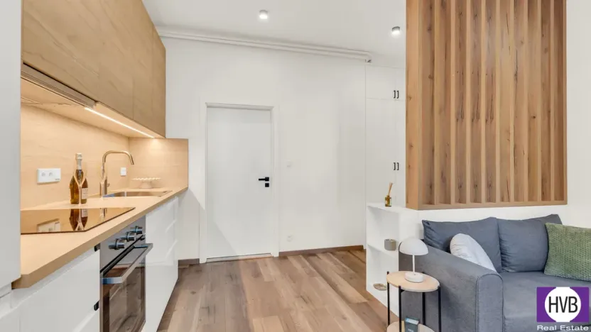 Prodej bytu 1+kk, Praha, Soběslavská, 30 m2
