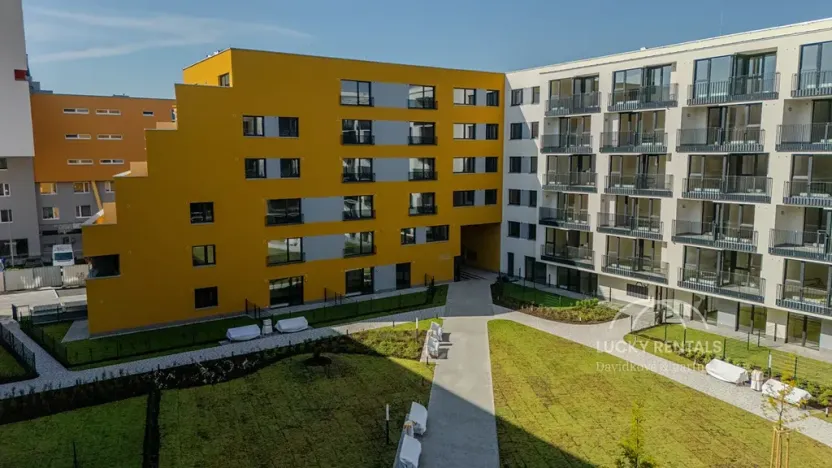 Pronájem bytu 1+kk, Praha - Chodov, Líbalova, 32 m2