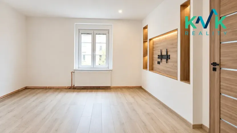 Pronájem bytu 2+1, Karlovy Vary, Lipová, 52 m2