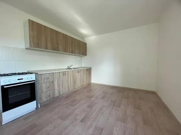 Pronájem bytu 2+1, 52 m², Reymontova, Třinec, Staré Město
