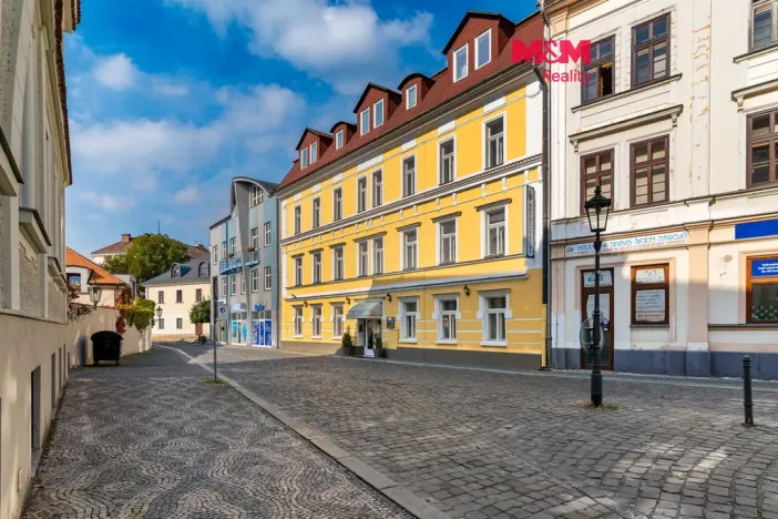 Prodej ubytování, Mladá Boleslav - Mladá Boleslav II, Českobratrské náměstí, 961 m2