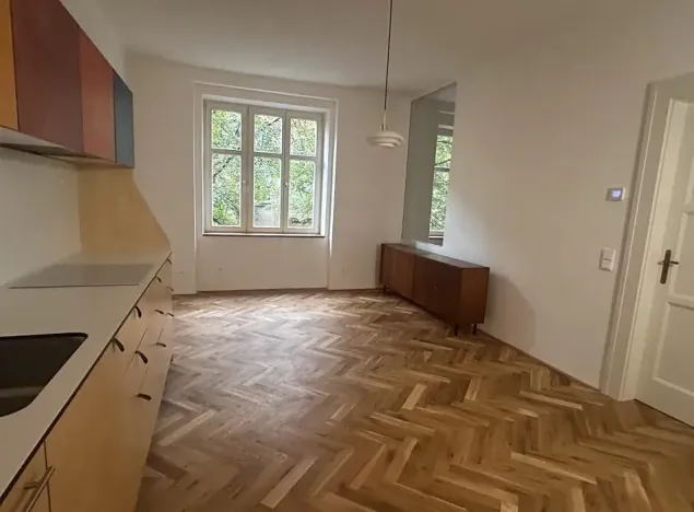 Pronájem bytu 2+kk, Praha - Žižkov, Roháčova, 54 m2