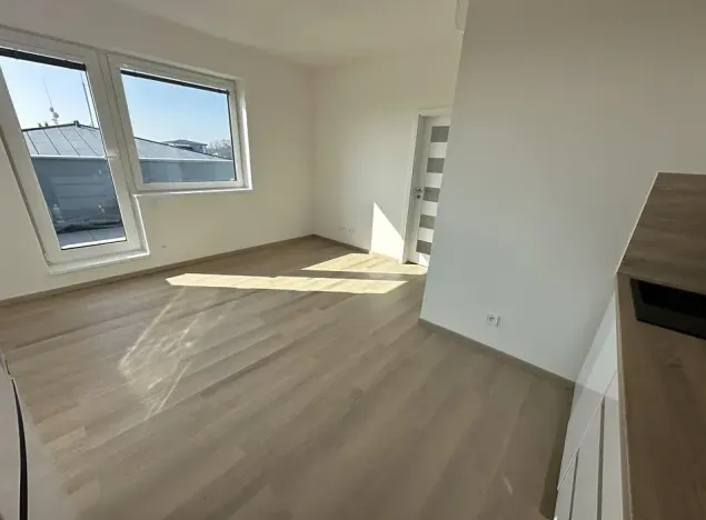 Pronájem bytu 2+kk, 66 m², Markupova, Praha, Horní Počernice