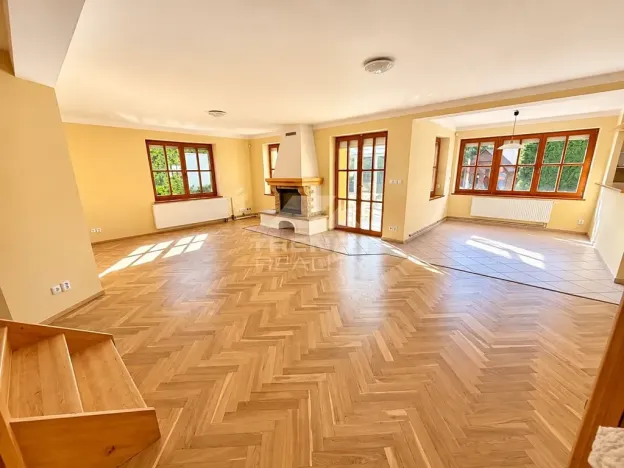 Pronájem rodinného domu, Vestec, Vilová I, 250 m2