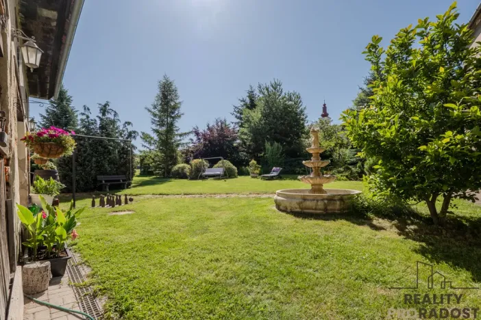 Prodej rodinného domu, Kučerov, 292 m2