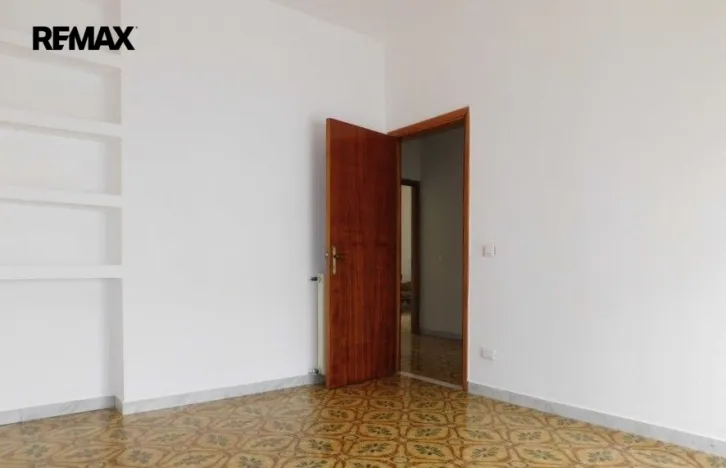 Prodej bytu 3+1, Scalea, Itálie, 80 m2