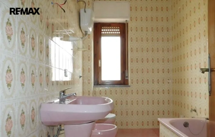 Prodej bytu 3+1, Scalea, Itálie, 80 m2