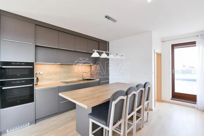 Prodej bytu 2+kk, Praha - Zličín, Lanžhotská, 61 m2