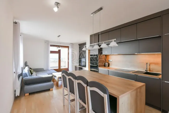 Prodej bytu 2+kk, Praha - Zličín, Lanžhotská, 61 m2