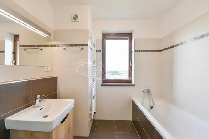 Prodej bytu 2+kk, Praha - Zličín, Lanžhotská, 61 m2