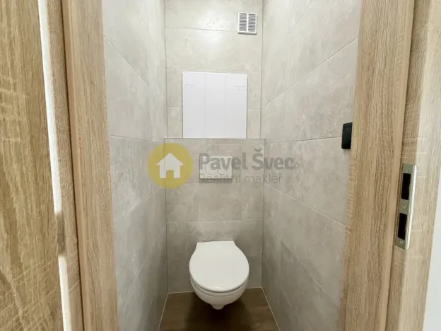 Pronájem bytu 2+kk, Strakonice - Strakonice I, Mládežnická, 41 m2