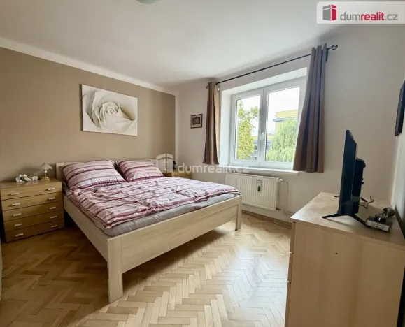 Prodej bytu 2+1, Kutná Hora - Hlouška, Ostašova, 55 m2