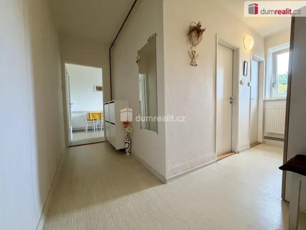 Prodej bytu 2+1, Kutná Hora - Hlouška, Ostašova, 55 m2