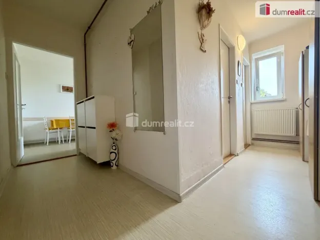 Prodej bytu 2+1, Kutná Hora - Hlouška, Ostašova, 55 m2