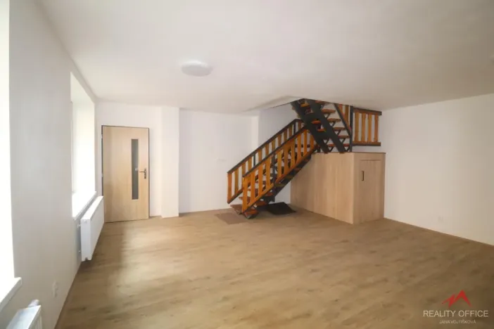 Pronájem bytu 3+kk, Děčín - Děčín IV-Podmokly, Mírové nám., 100 m2