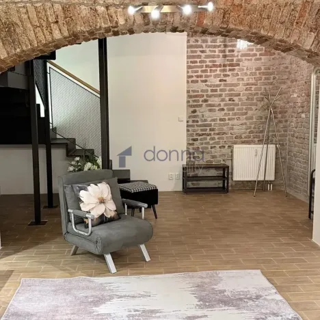 Pronájem bytu 1+kk, Praha, Mozartova, 94 m2