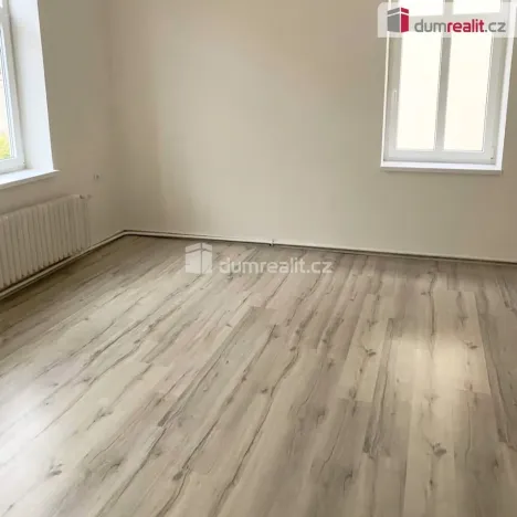Pronájem bytu 2+1, Děčín - Děčín I-Děčín, Křížová, 75 m2