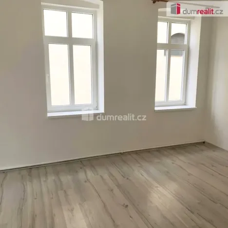 Pronájem bytu 2+1, Děčín - Děčín I-Děčín, Křížová, 75 m2