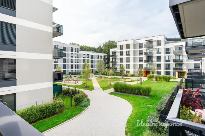 Pronájem bytu 3+kk, Praha - Hostivař, Nurmiho, 70 m2