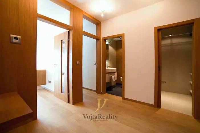 Pronájem bytu 2+kk, Olomouc - Lazce, Dlouhá, 70 m2