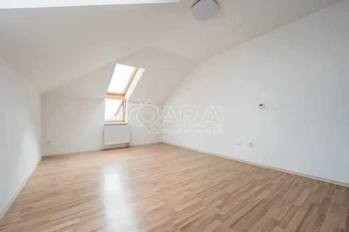 Pronájem bytu 1+kk, Písek - Václavské Předměstí, Hostivítova, 30 m2