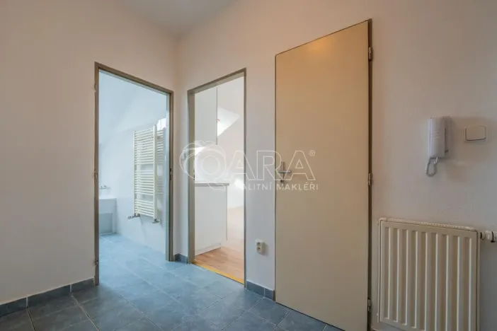 Pronájem bytu 1+kk, Písek - Václavské Předměstí, Hostivítova, 30 m2