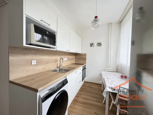 Prodej bytu 2+1, Brno, Slavíčkova, 50 m2