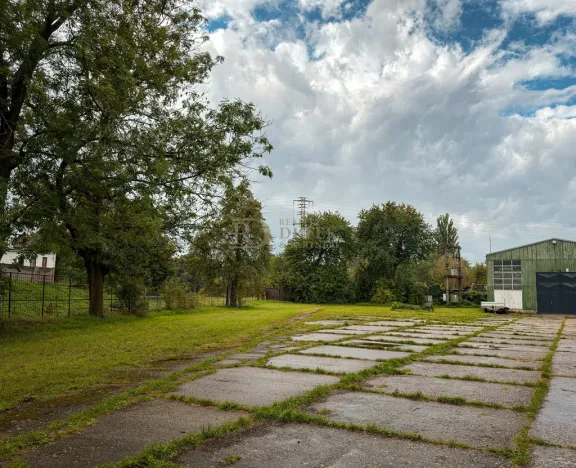 Pronájem komerčního pozemku, Brandýs nad Labem-Stará Boleslav, Hluchov, 28 m2