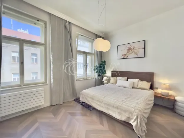 Pronájem bytu 2+kk, Praha - Vinohrady, U Zvonařky, 54 m2