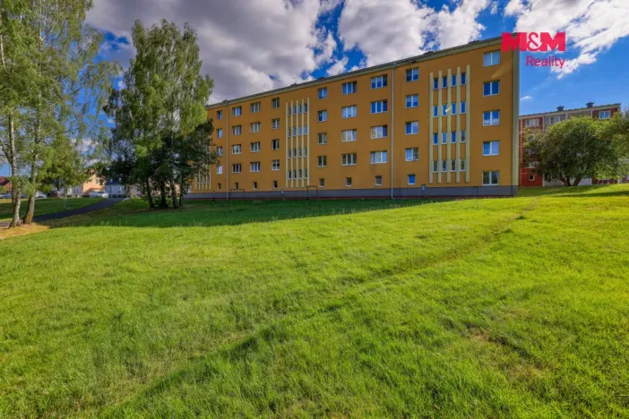 Prodej bytu 2+1, Rotava, Sídliště, 58 m2