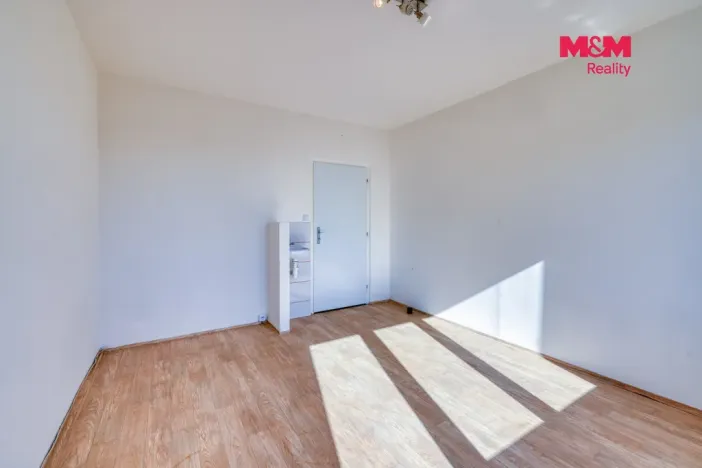 Prodej bytu 3+1, Klatovy - Klatovy III, 64 m2