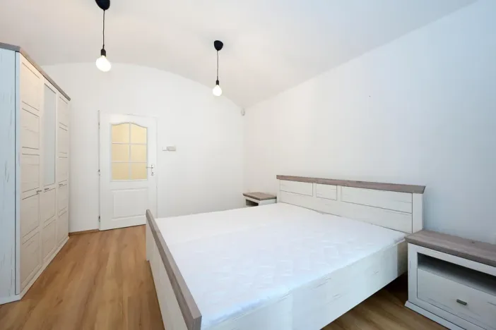 Pronájem bytu 2+kk, Praha - Žižkov, Milíčova, 50 m2
