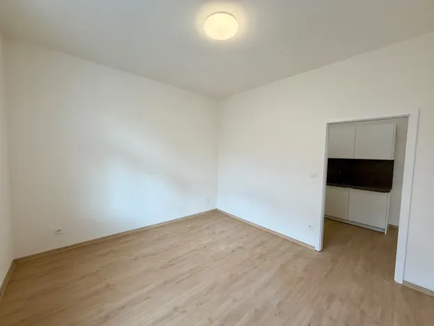 Prodej bytu 2+kk, Praha - Vysočany, Na břehu, 57 m2
