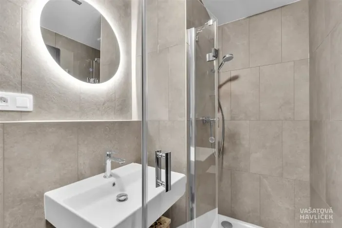 Pronájem bytu 1+kk, Hradec Králové, Na Střezině, 26 m2