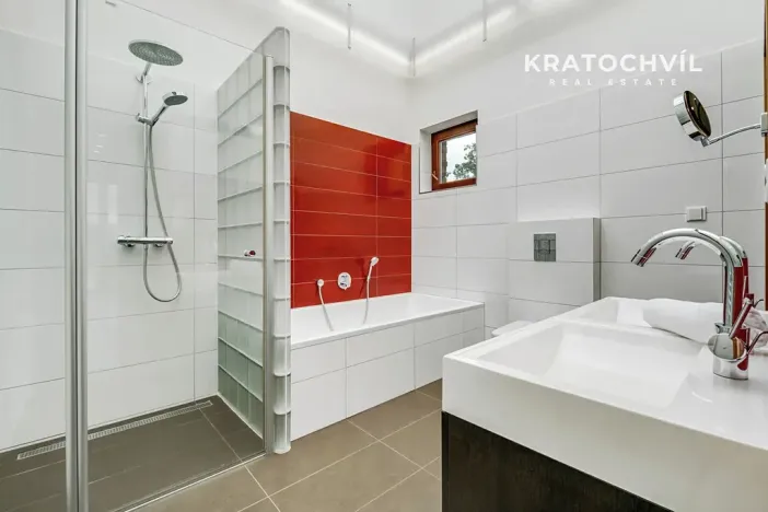 Prodej rodinného domu, Praha - Velká Chuchle, U bažantnice, 674 m2