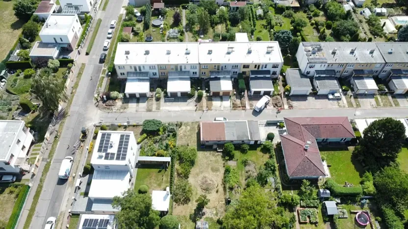 Prodej pozemku pro bydlení, Pardubice, Radiomechaniků, 320 m2