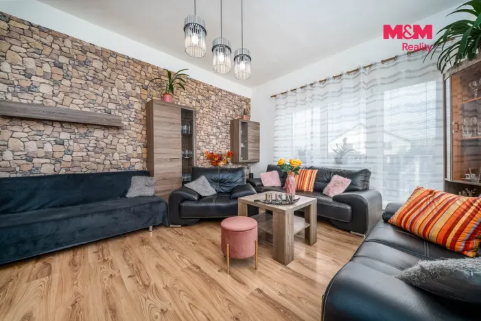 Prodej rodinného domu, Svojetice, Choceradská, 165 m2