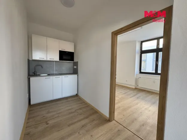 Pronájem kanceláře, Mělník, náměstí Karla IV., 57 m2