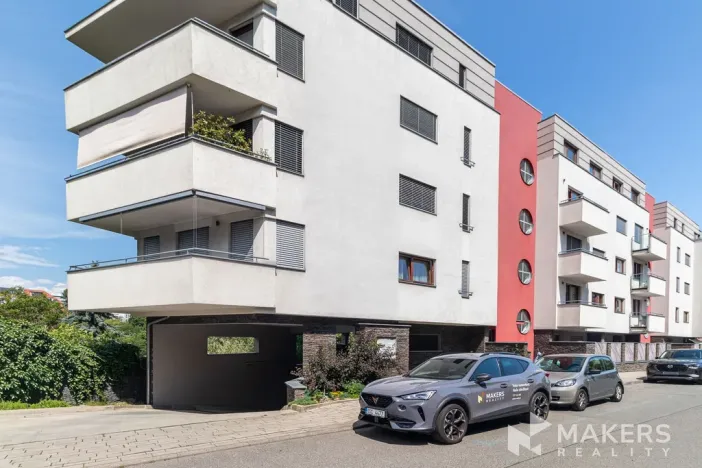 Prodej bytu 3+kk, Praha - Smíchov, U Dívčích hradů, 100 m2