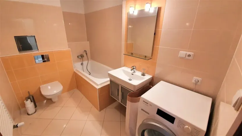Pronájem bytu 2+kk, Praha - Dejvice, Heinemannova, 56 m2