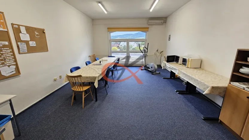 Pronájem kanceláře, Zašová, 200 m2